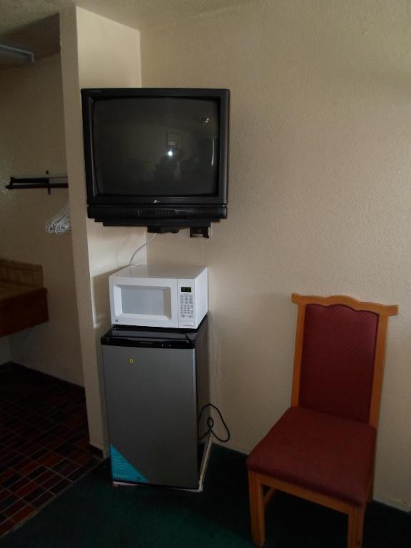 Budget Inn Morgan Hill Δωμάτιο φωτογραφία