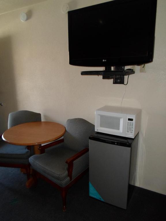 Budget Inn Morgan Hill Δωμάτιο φωτογραφία