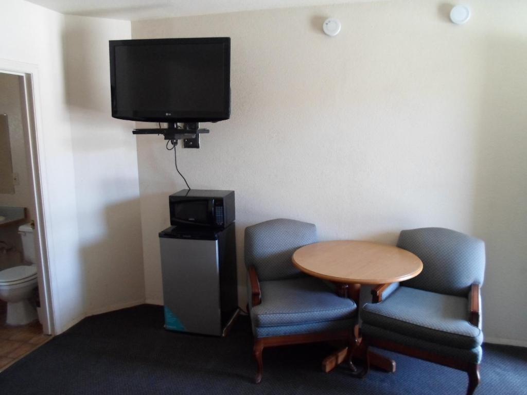 Budget Inn Morgan Hill Δωμάτιο φωτογραφία