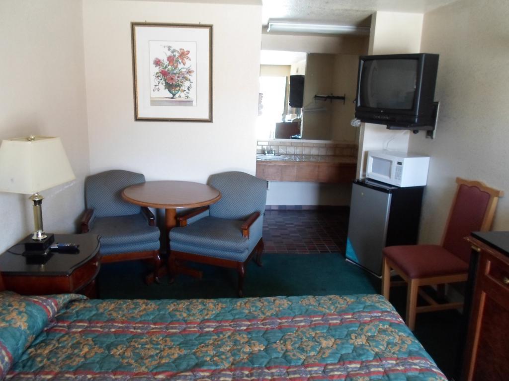 Budget Inn Morgan Hill Εξωτερικό φωτογραφία
